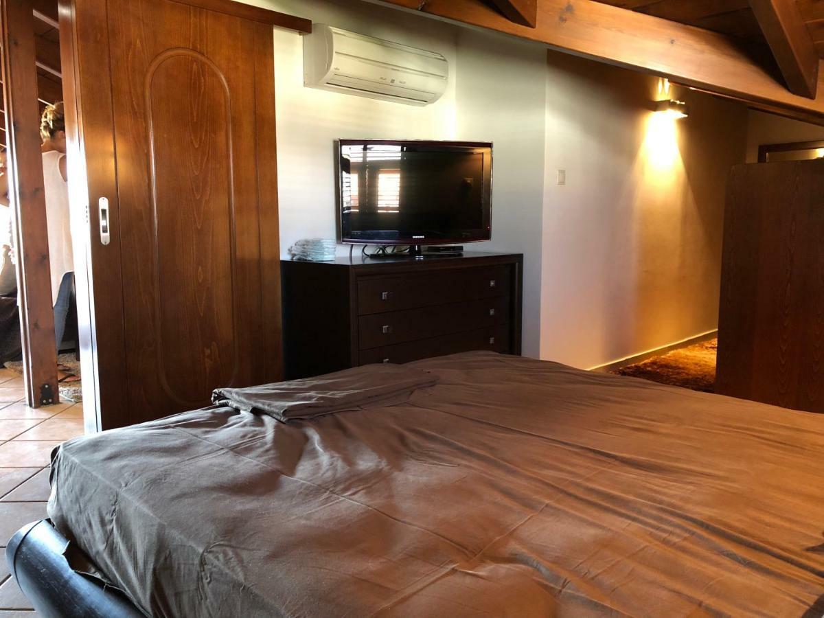 The Loft Apartment Chios Town Ngoại thất bức ảnh